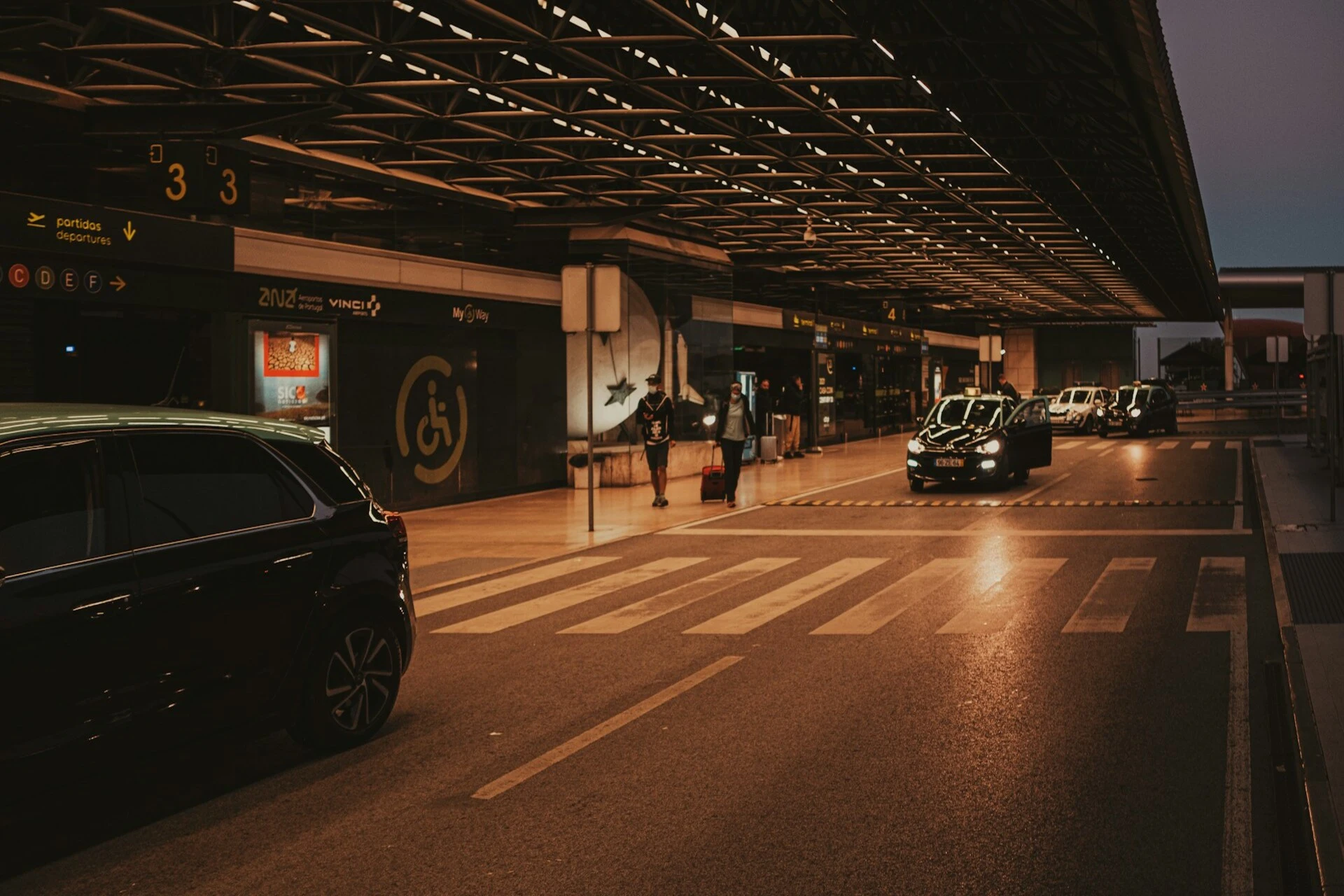 Elegant chauffeur service provided by Cascais Transfers